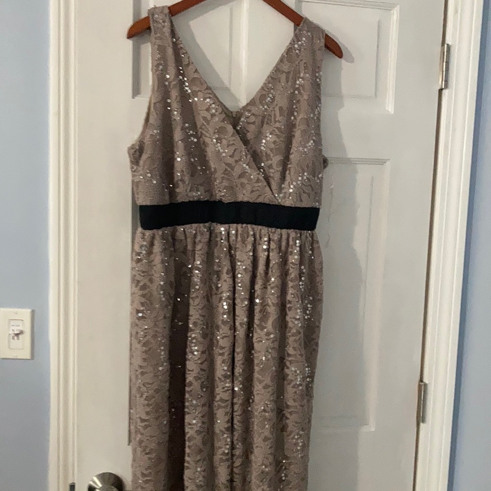 EUC women's formal dress